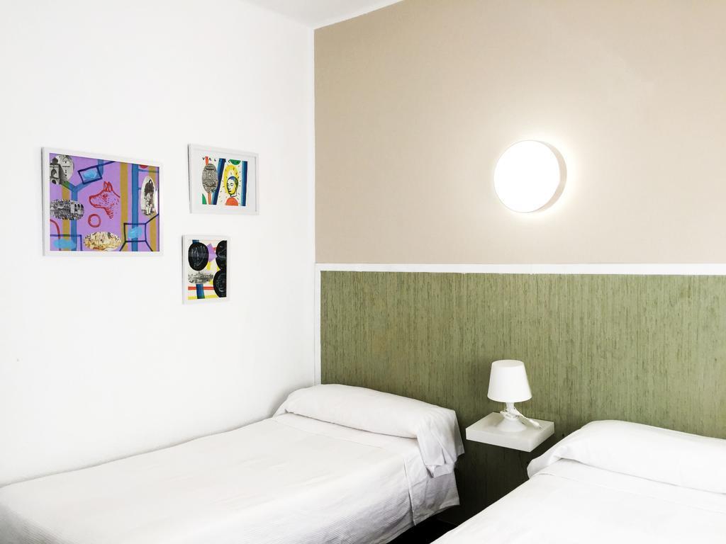Malvarrosa Beach Rooms Valencia Exterior foto